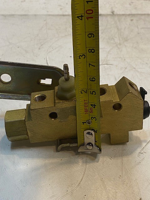 Brake Proportioning Valve E | 4-1/2" Long 13m Bore 11mm Bore 8mm Bore