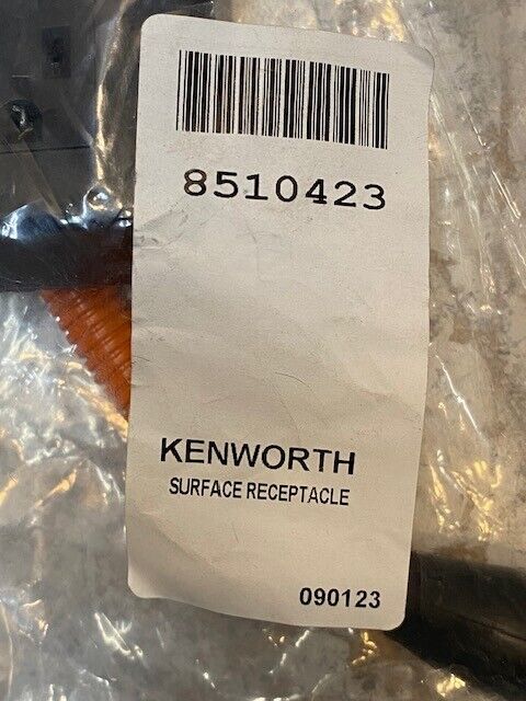 4 Quantity of Kenworth 3-Prong Receptacle AC Power Wall Outlets 8510423 (4 Qty)