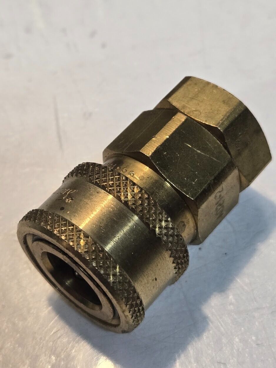 Snap-Tite BVHC-6 3/8" Quick Connect Coupling A021-2 3/8" FNPT 3/8" Quick Connect