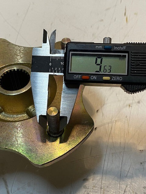 Rear Wheel Axle Hub for ATV Side-by-Side 25mm Bore 24-Spline 10mm Bolts