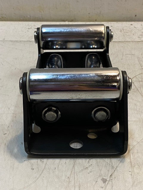 Winch Roller Fairlead 8-1/4" Long 4" Wide 3" Tall