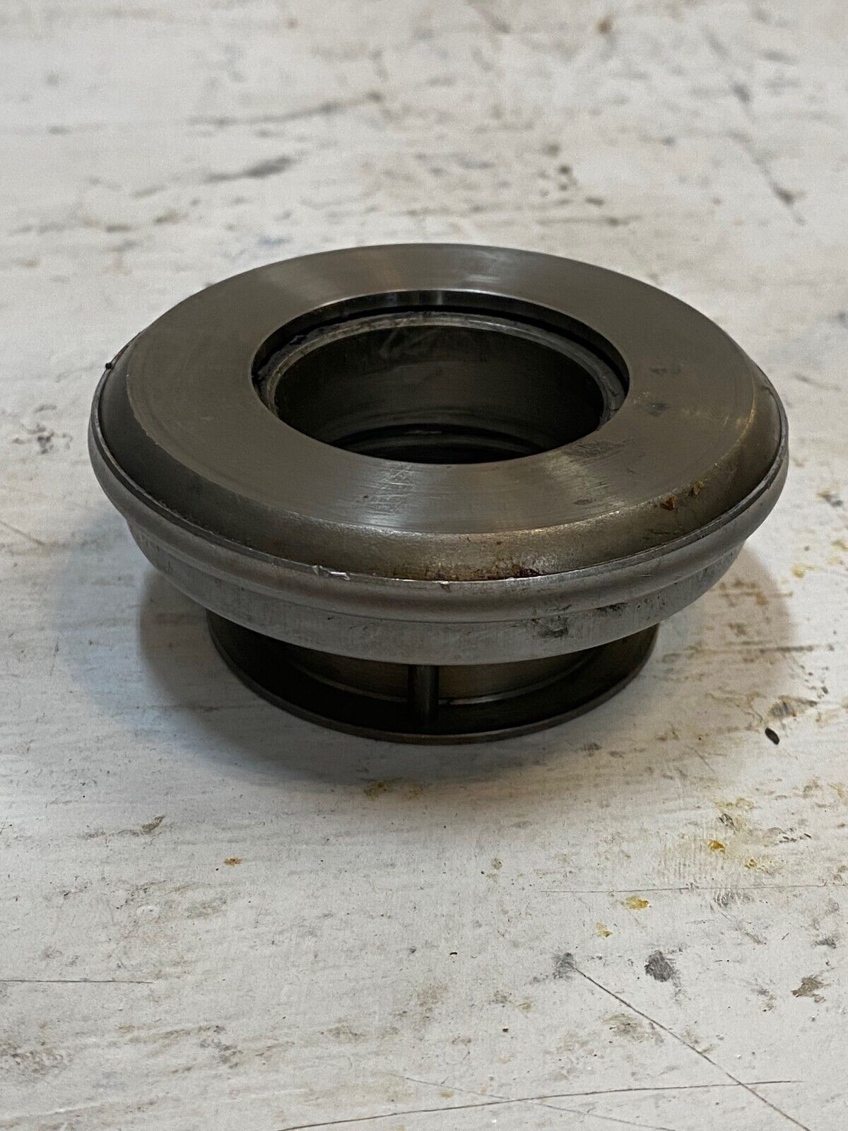 Clutch Release Bearing Assembly 1-3/8" ID 2-7/8" OD 1/2" Belt Diameter