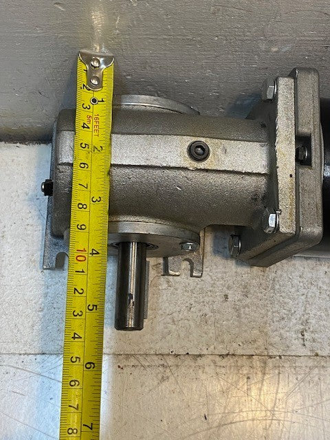 Worm Gear Motor G910105R | 16mm 1-3/4" Shaft 13" Long