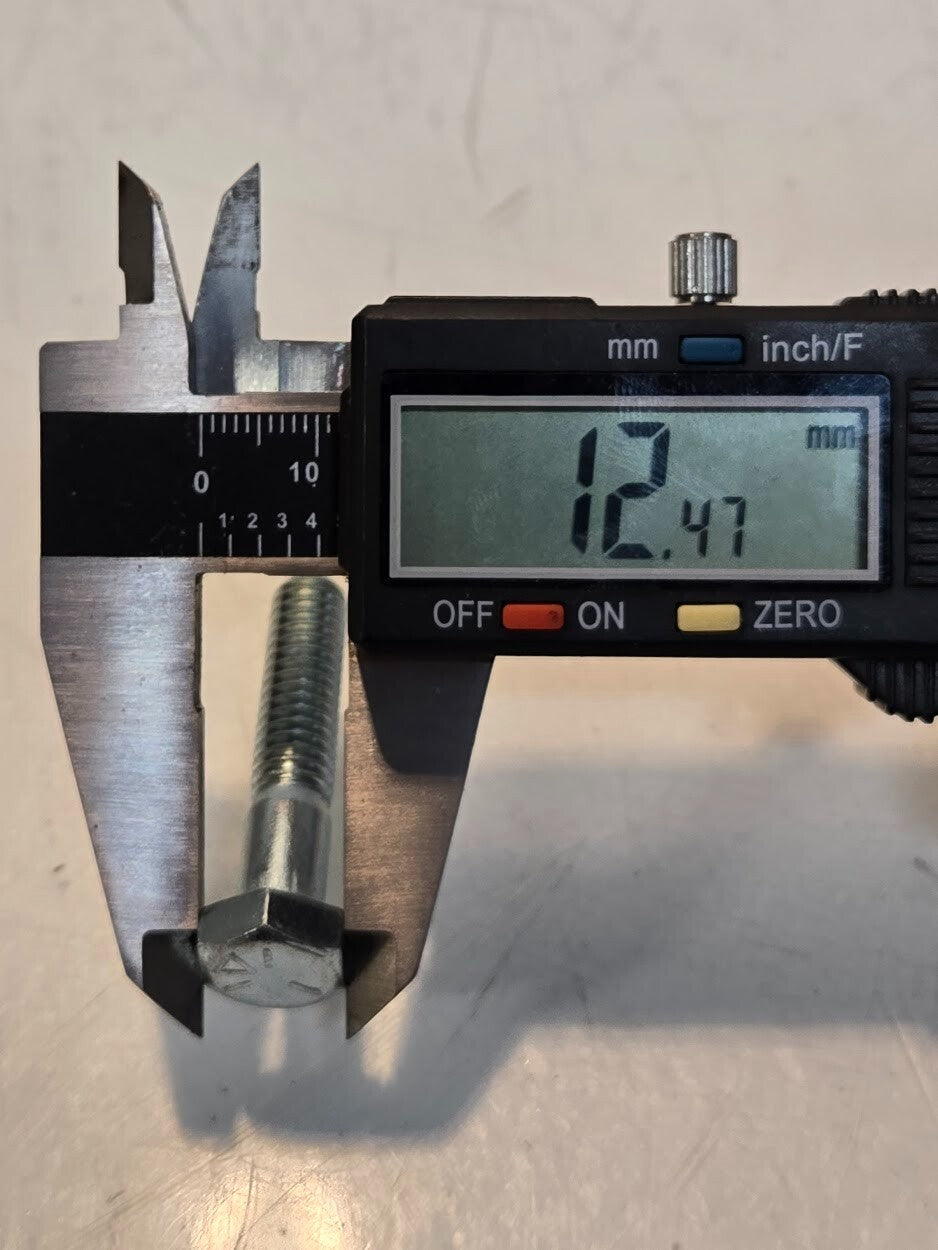 99 Quantity of 5/16-18 x 1-1/2 UNC Grade 5 Hex Cap Screws | 30031 (99 Quantity)