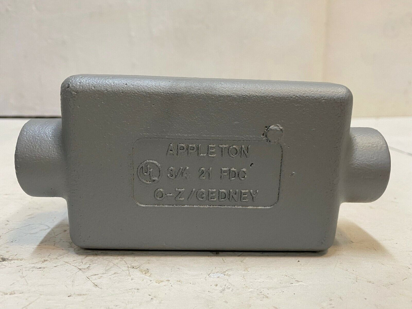 Emerson Appleton FDC-1-75 3/4" Device Box Malleable Iron FS-FD CS Cast Device