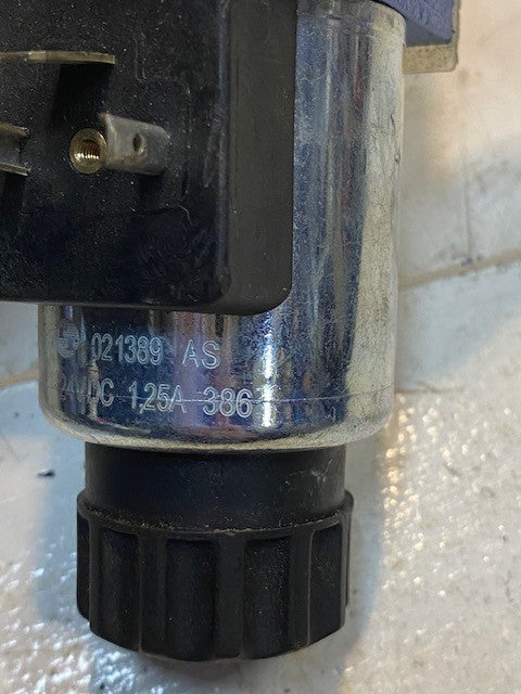 Rexroth R900052392 Solenoid Actuated Directional Spool Valve 24VDC 125A 607407