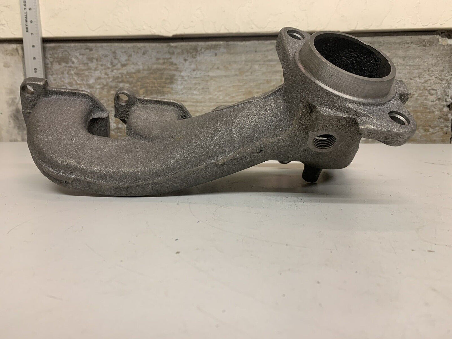 Exhaust Manifold Dorman 674-896 | 50-0224 | 674896