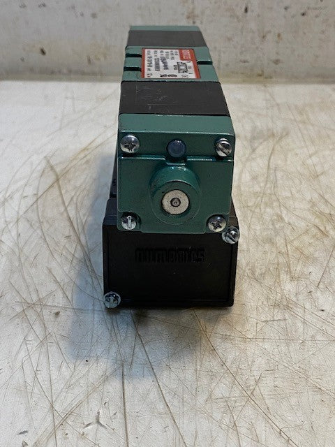 NUMATICS 153SS63AK000030 3 Position 4-Way Closed Center Solenoid Valve