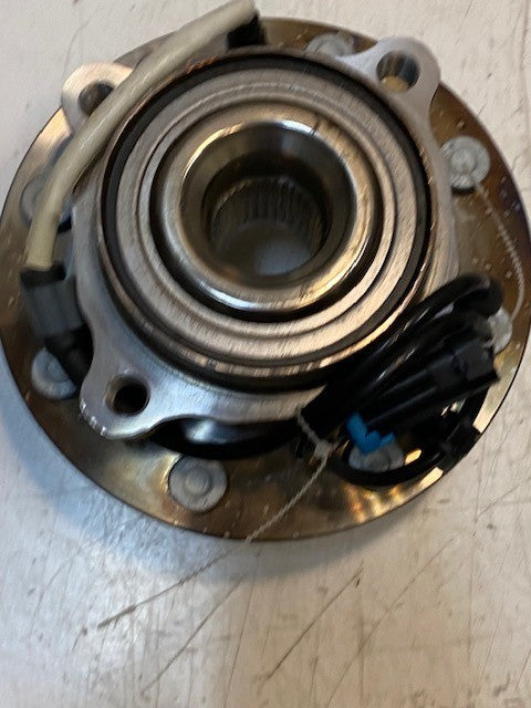 Front Wheel Bearing & Hub Assembly 8x165mm Bolt Pattern 39mm Bore