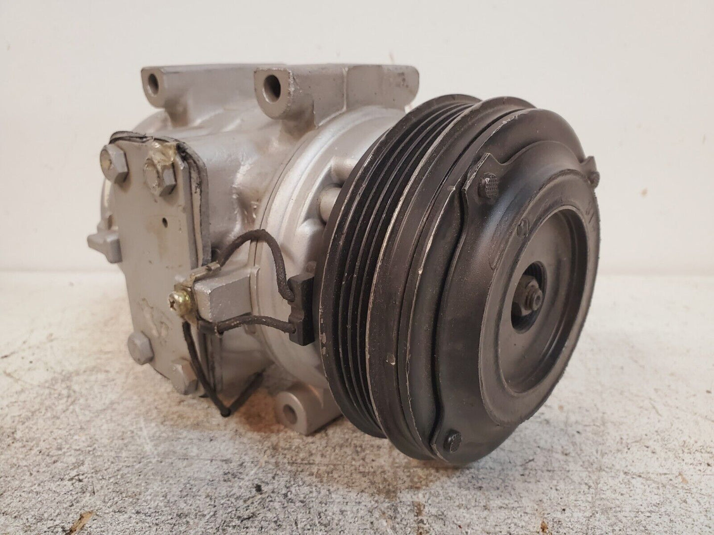 A/C Compressor AC35 | 024527 | T16 | K03