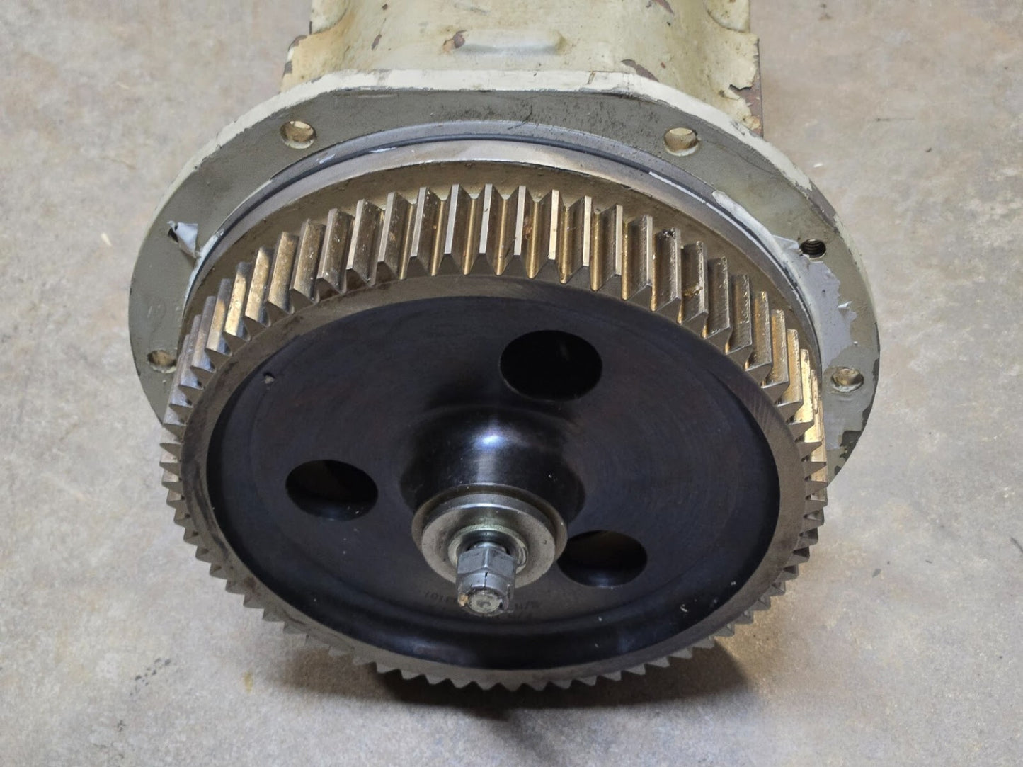 Commercial E13928-100-150 Hydraulic Gear Pump 3169320330 | 204325