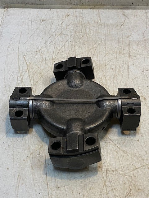 Power Loader Universal Joint Cross & Bearing Assy Spider U-Joint 8-1/4" Wide