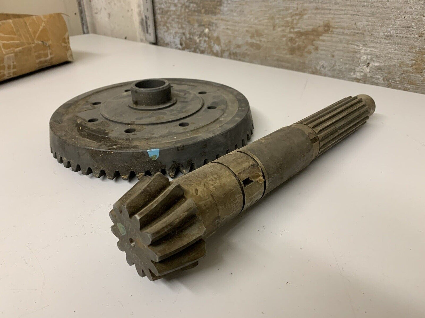 1828C 4404 Flywheel 53 Teeth and Pinion Gear 12 Teeth