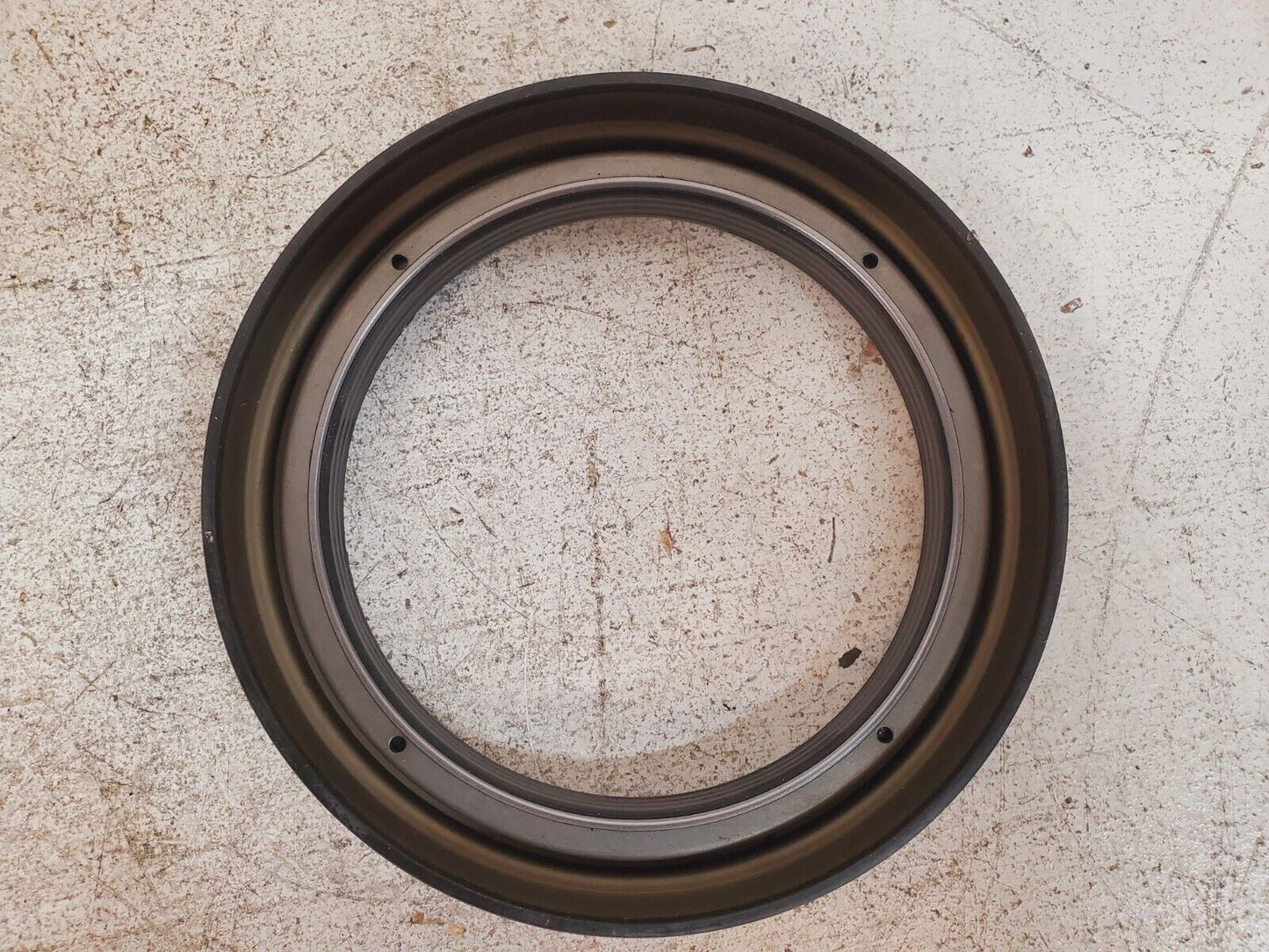 4 Quantity of E-Barrier Drive Wheel Seals 809 | 47692/393-0273/861 (4Qty)