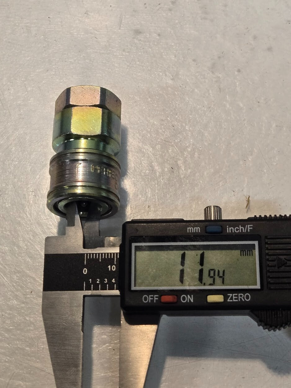 3 Quantity of Perfecting Coupling Series V Quick Connect 1/4"-18 x 1/4" (3 Qty)