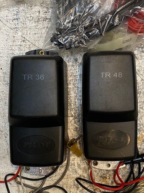 2 Quantity of Pilot Batteries TR36 & TR48 DC 12V, 2.2A, 200V, 15mA (2 Quantity)