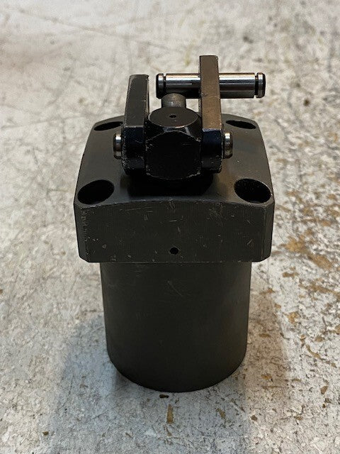 Kosmek Hydraulic Link Clamp X4L54938-03 | TK0551-GC-1 *Missing Little Pin*