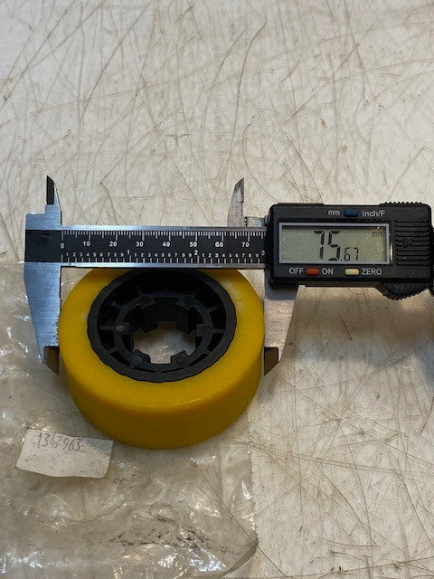 Yellow Rubber Wheel 1347963 for Delta 36-865 Power Feeder