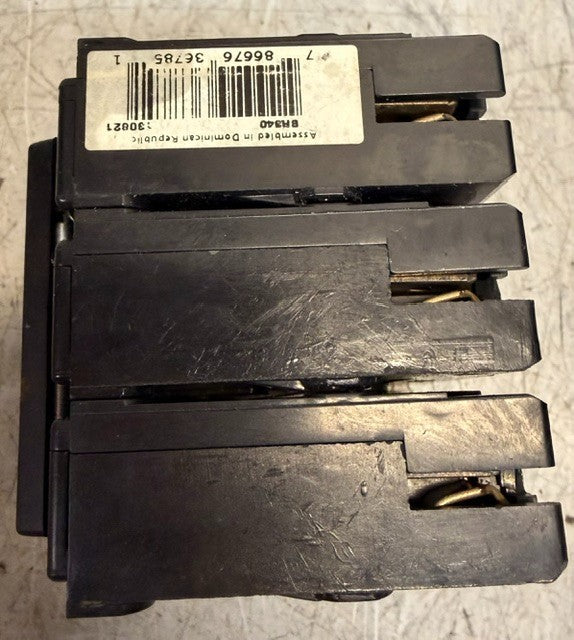 Eaton BR340, 3 Pole Plug-On Thermal Magnetic Minature Overload Protection