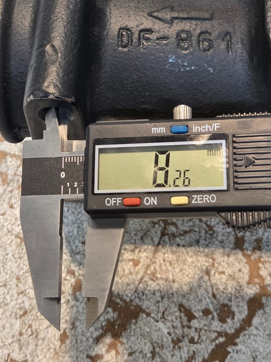 Demag Plastics Hydraulic Filter 403366 with Schroader Pressure Switch MS10LC-50