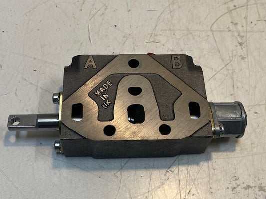 Hydraulic Valve Body Section Made in UK BSF 02-882 | 114398 | S4D1 | 9601