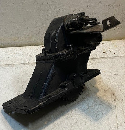 PTO Power Take Off Steering Stem 32-Teeth Gear 9-1/2" Base L 4-3/4" Base W