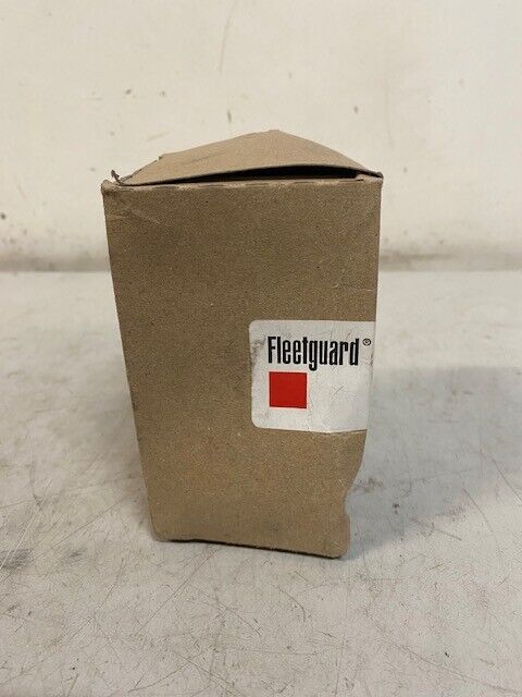 FleetGuard Fuel Filter FF5877 Cloth