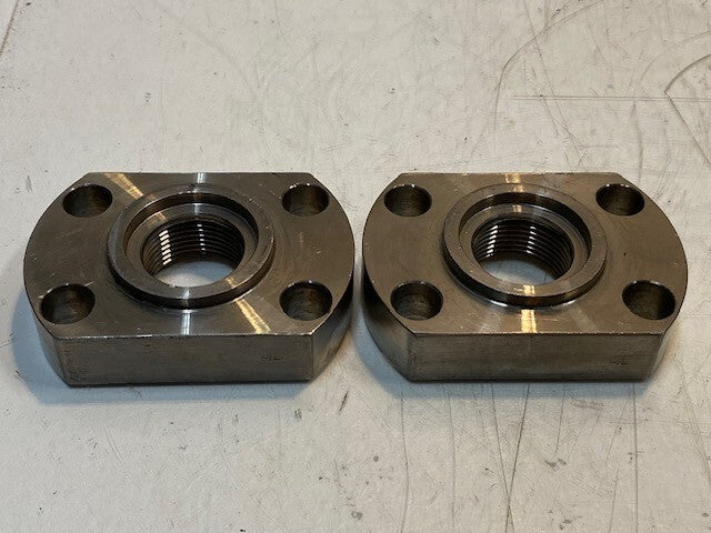 2 Quantity of Steel Hydraulic Fluid Flanges ML 29mm Bore 14mm Bolt Holes (2 Qty)