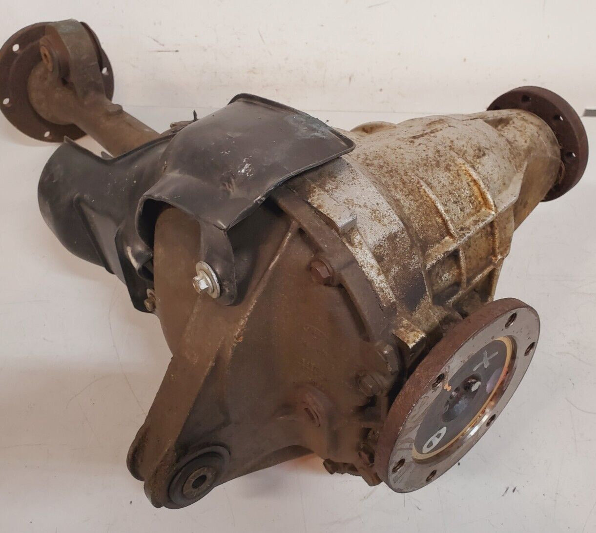 Ford Front Differential Carrier F65W-3B232-AA | NMP | 51AA Not Tested