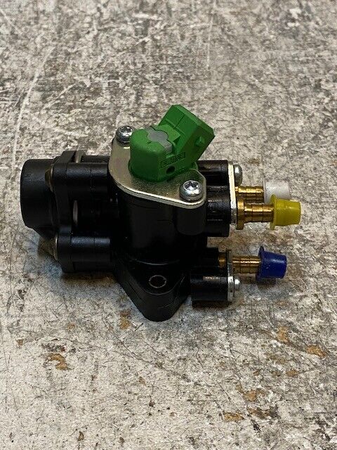 Siemens Deka 37028 Aprilia Inlet Valve Fuel Injector