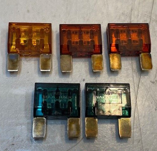 5 Quantity of Buss Maxi Fuses 32V Red, Orange & Blue (5 Quantity)