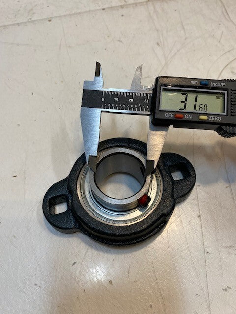 Peer 2-Bolt Flange FX206 Insert Bearing FHS206-20 | 32mm Bore