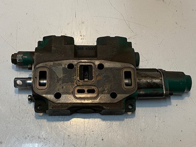 Hydraulic Valve Sectional 348-4500 | 271 | 31mm Bore | 14-1/4" L 6-1/4" W 2" Thi