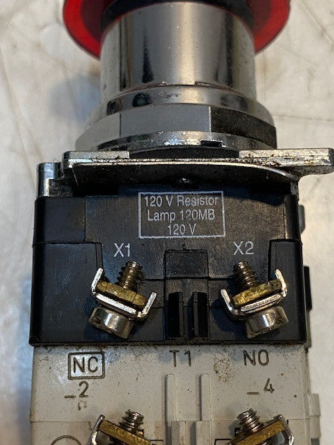 Eaton Cutler-Hammer Emergency Stop Push Button 120V Resistor Lamp 120MB C0805