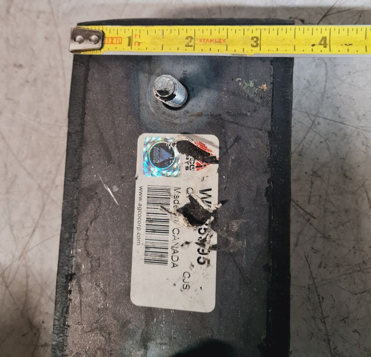 Agco Rest Pad with Studs 6.5"x3.5"x1.5"