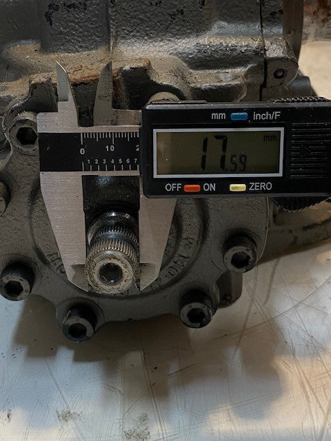Power Steering Gear Box 59701.30 | 18mm Shaft 34mm Shaft