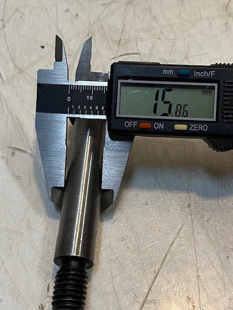 Socket Head Shoulder Bolt 3200642.0 | 3-3/4" Long 22mm Head 13mm Thread