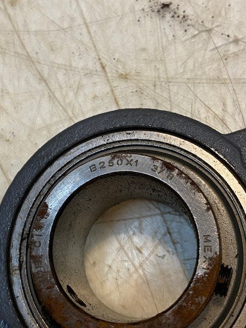 Hub City FB160X1-3/8, 1 3/8" Bore, Flange Bearing Unit, Set Screw, 2-Bolt