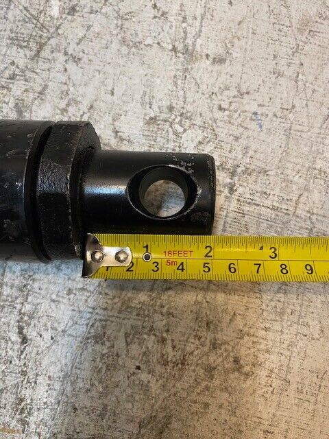 Hydraulic Cylinder 18-1/2" Long 19mm Bore 51mm Main Shaft OD