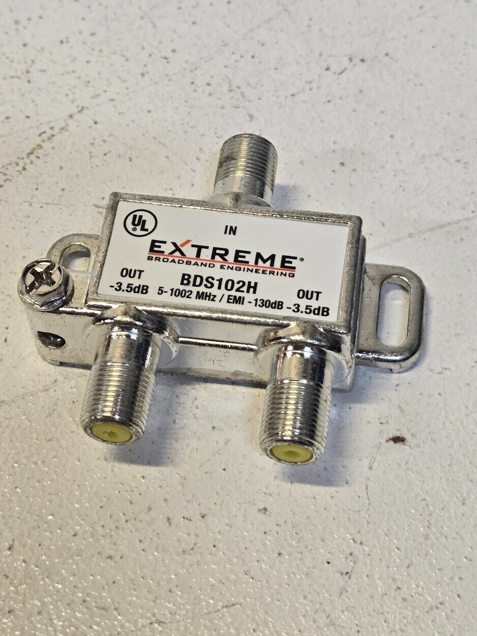 25 Quantity of Extreme Broadband Engineering BDS102H Coax Splitters (25 Qty)