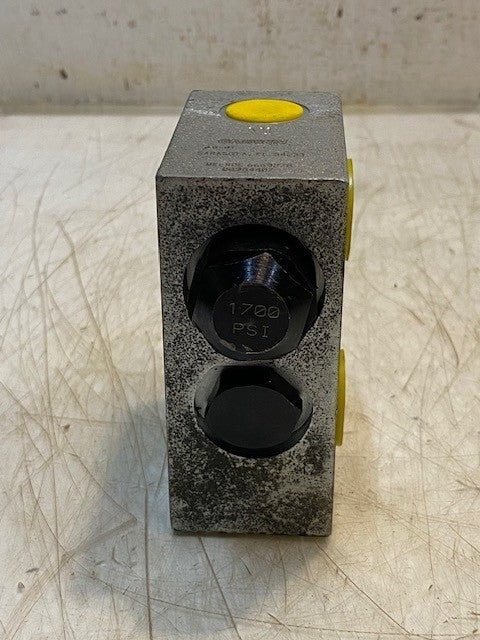 Gresen 00984407 Melroe 6669278 Hydraulic Block Valve 1700 PSI