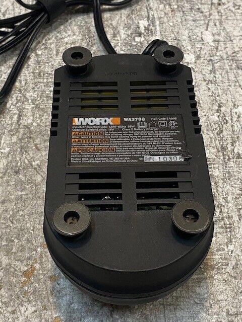 Worx Powerstation WA3708 | 18V Class 2 Battery Charger 120V-60Hz 58W C1817A005