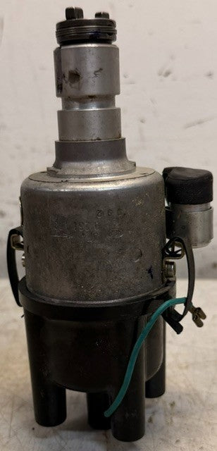 Bosch Centrifugal Advance Ignition Distributor 0-231-178-009 Engine Assembly