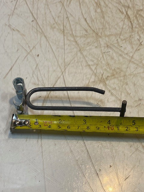 10x10 Box 19lbs of Hundreds of 4" Scanner Peg Hooks for Crossbars & Wire Grids