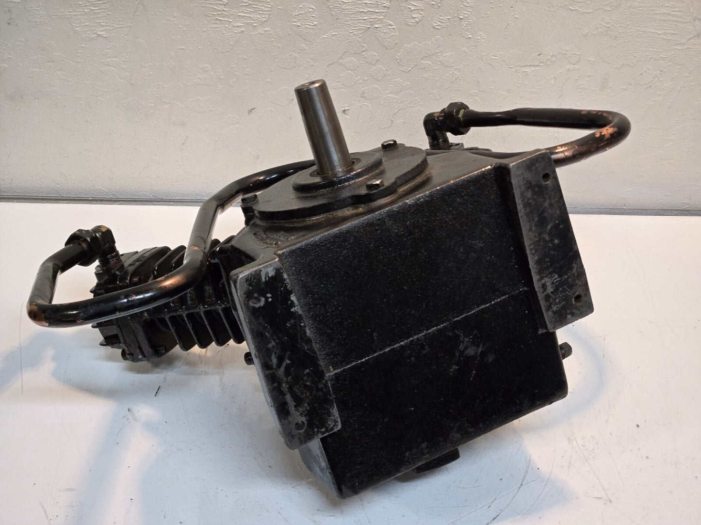 HS01000-1100 2-Stage Air Compressor Serial 061504393 28mm Input Shaft Diameter