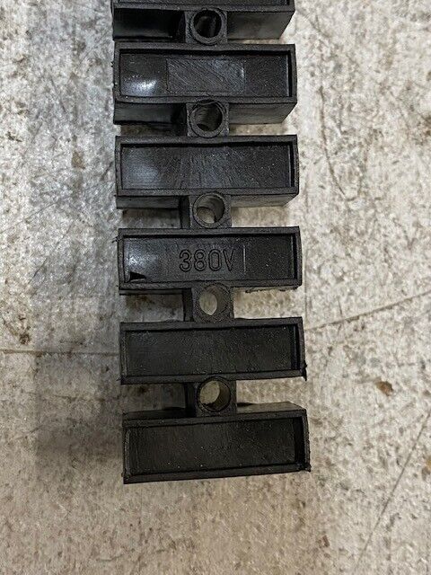 20 Pieces of Model 15A Connectors 380V | 5-1/4 in Length