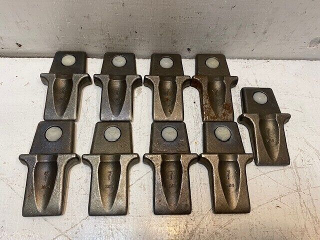 9 Quantity of Auger Teeth 1109 #7 4-1/2" Long 2-5/8" Wide (9 Quantity)