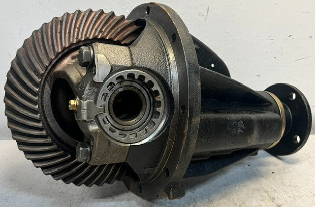 Rear Axle Differential 3rd Member Assembly Ring & Pinion Carrier CR420A