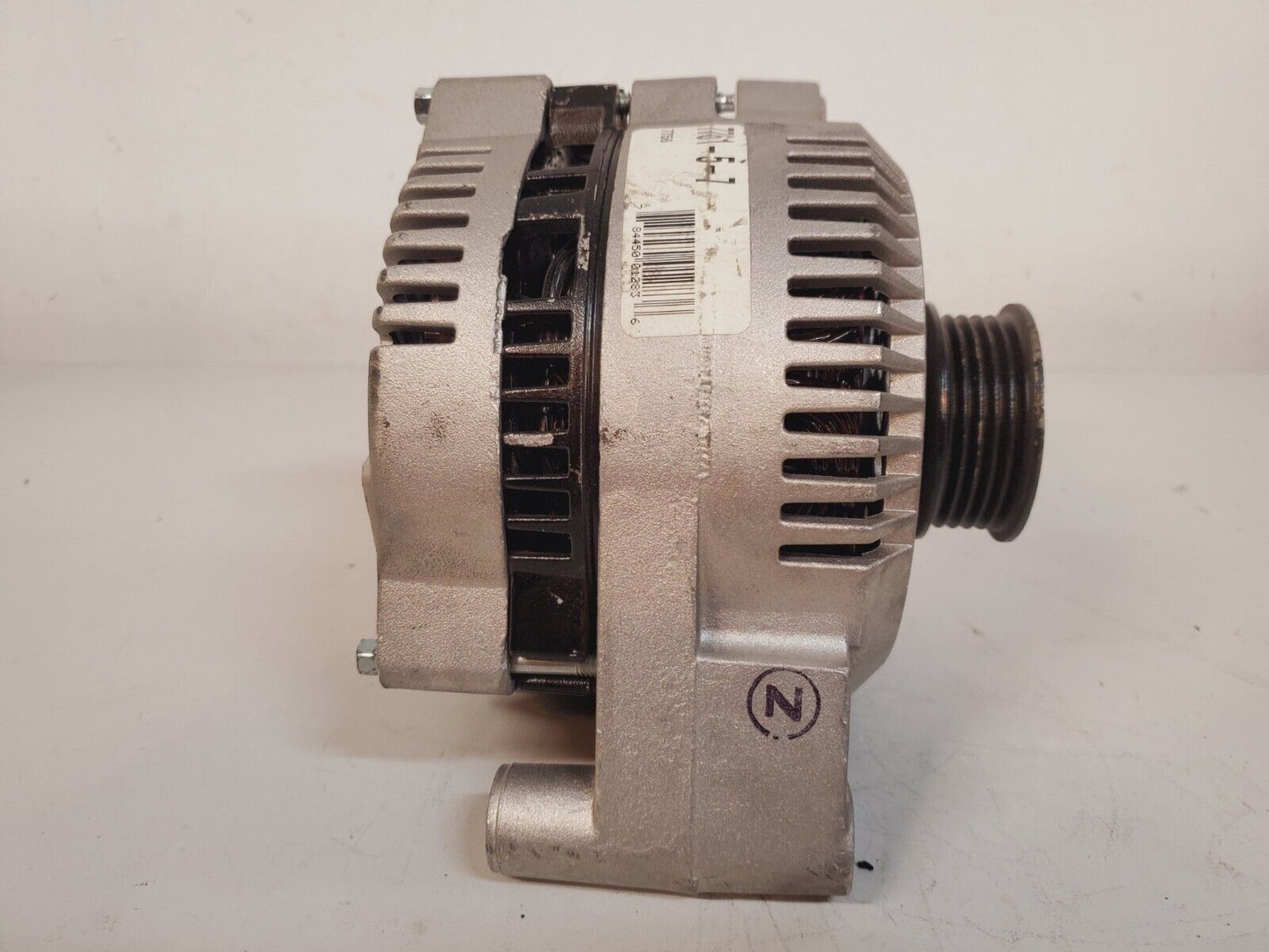 Motorcraft Alternator 7761-5-7 | 7756 | 1640