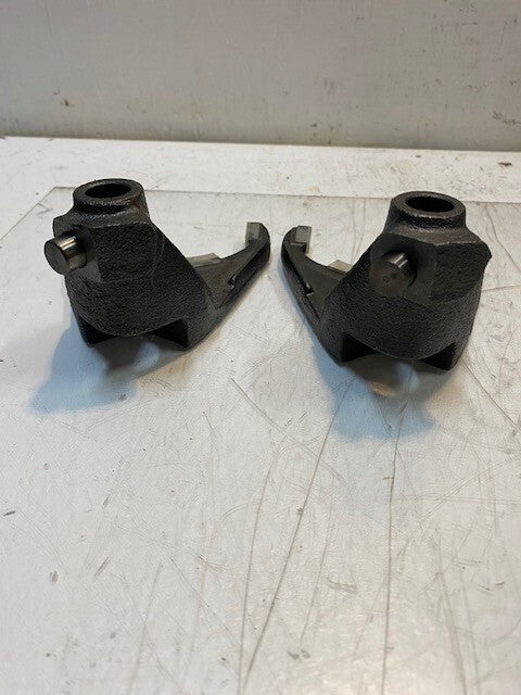 2 Quantity of Transfer Case Range Shift Forks A6 | 4-1/4" W 16mm Bore (2 Qty)